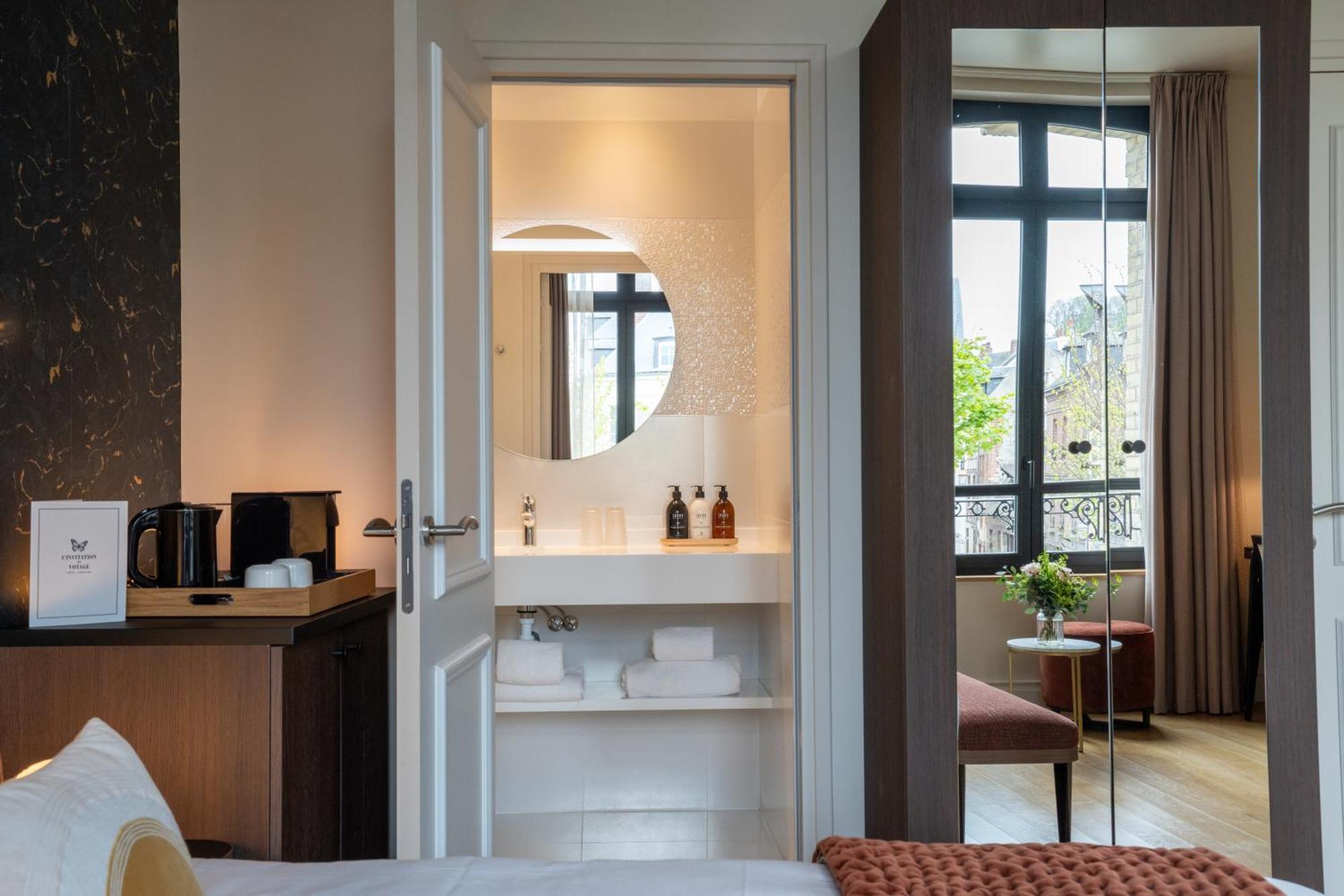 L'Invitation Au Voyage - Hotel & Spa Honfleur Exterior photo